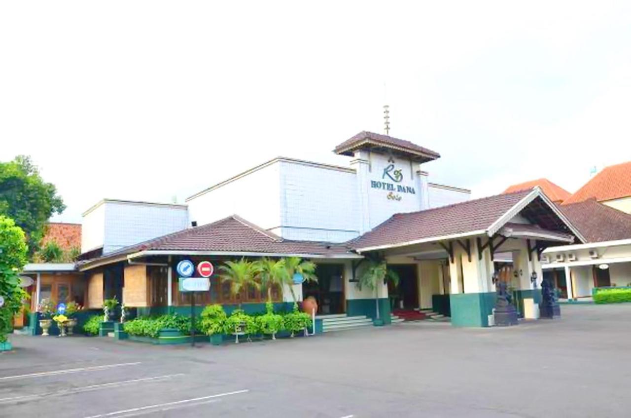 Dana 호텔 Surakarta  외부 사진
